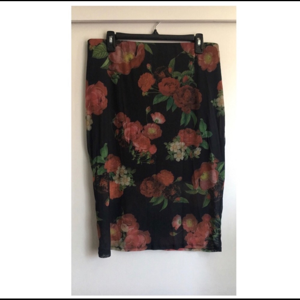 Forever 21 + Sheer mesh Rose skirt